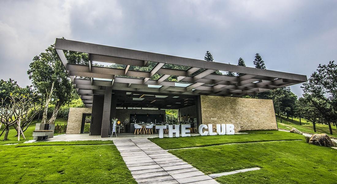 THE Club clubhouse at Tsai Hsing, with THE CLUB letters on the lawn